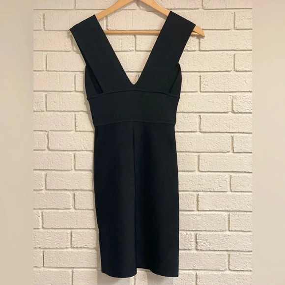 Elizabeth and James body con dress size small - Picture 2 of 5
